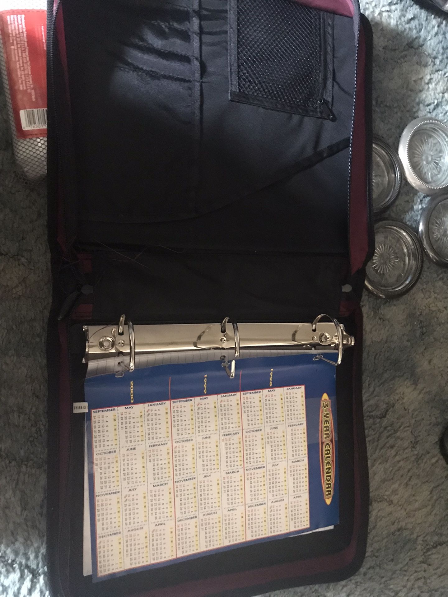 Nice Heavy Duty Zip Up Binder Book Only $10 Like New