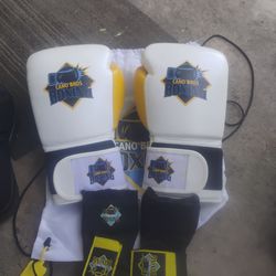 White with yellow thumb gloves near new condition used a couple of times