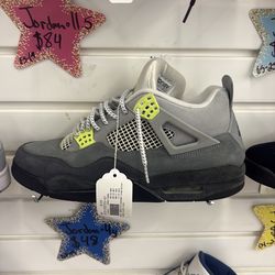 Jordan 4s