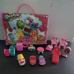 Shopkins Lot With Carrying  Case