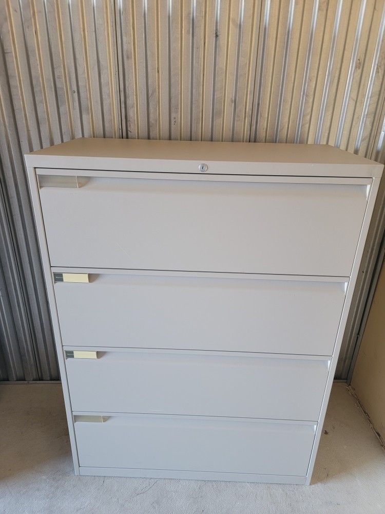 Ternion Business Metal filing cabinet 4 drawers