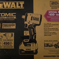 Dewalt Atomic  Compact