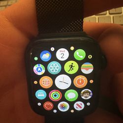 Series 6 Apple Watch - Navy Blue, Excellent Condition