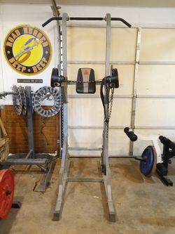 Pull up stand