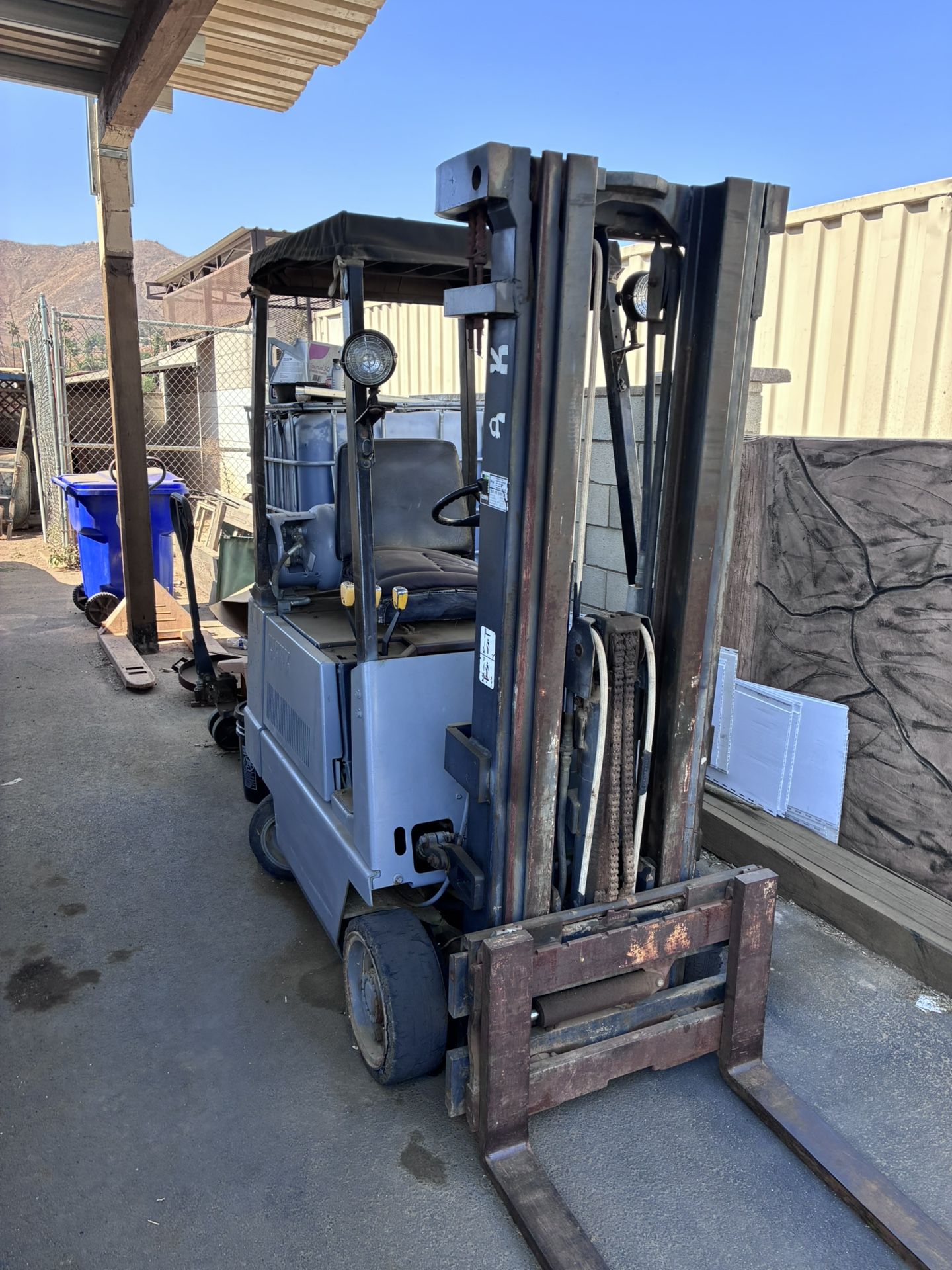 Forklift