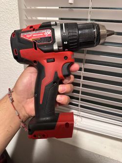 Milwaukee drill driver
