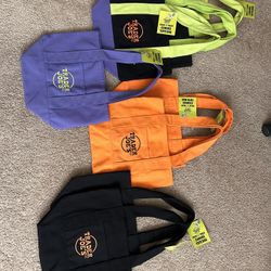 Trader Joes Totes New 🕸️🦇
