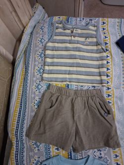 Baby Boy Striped Top and Shorts Set 18mo bxCp.5