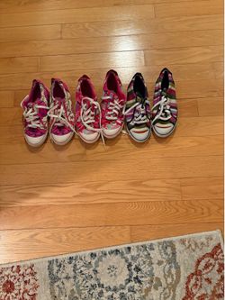 Ladies coach sneakers ( size 8)