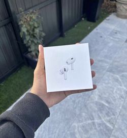 AirPods