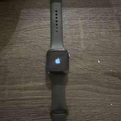 Apple Watch Series 5 44mm with Cellular 