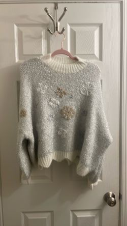 Women’s XMas Sweater - White, Gold, and Silver with Tinsel