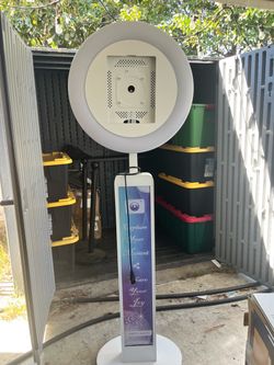 portable iPad photo booth kiosk