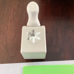 Martha Stewart Alpine Snowflake Craft Punch