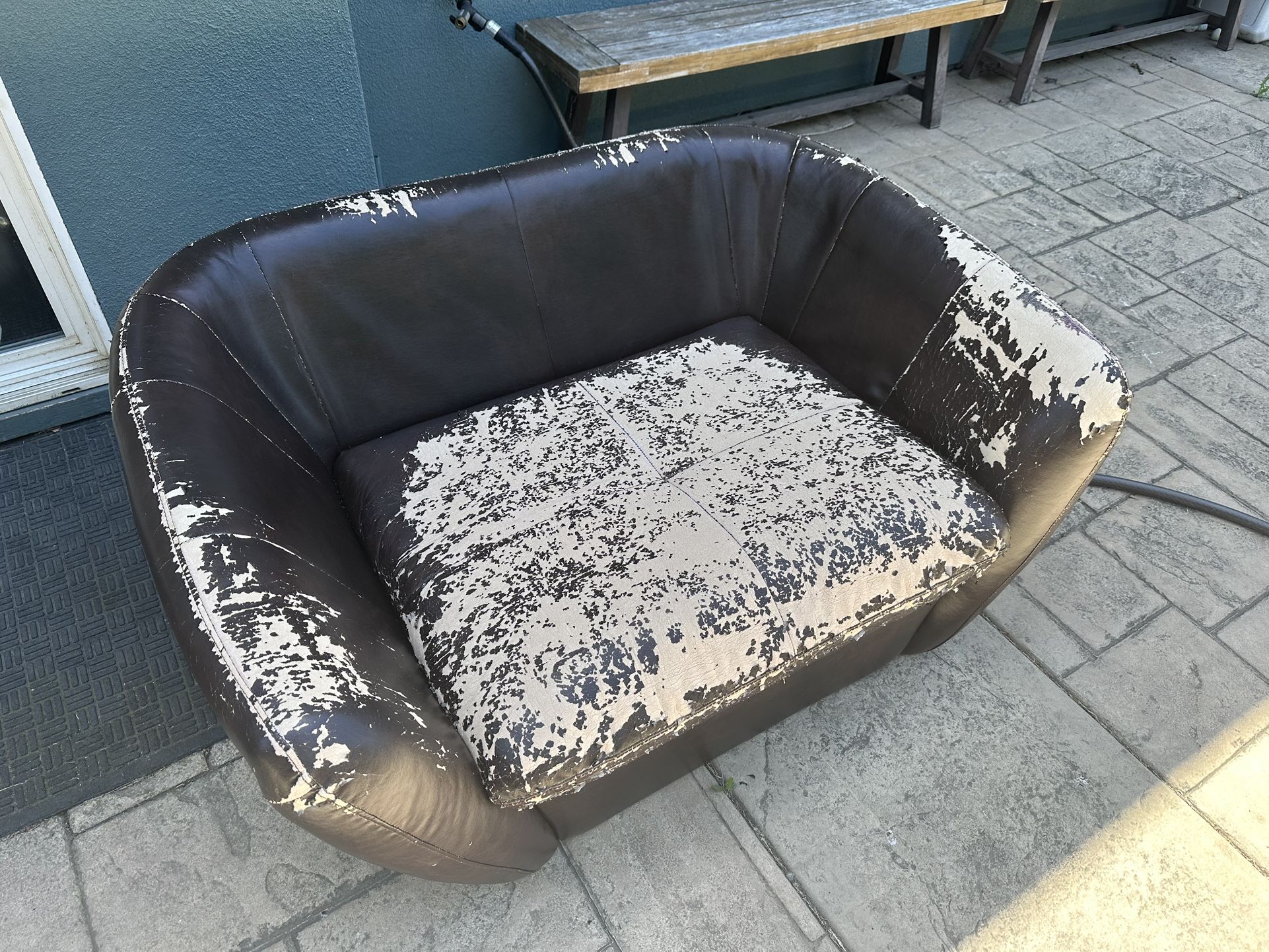 Free Oversized Chair / Small loveseat