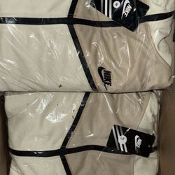 NIKE TECHS FULL SETS BULK DEALS