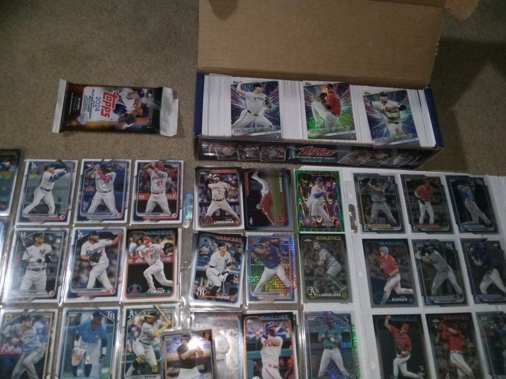 Baseball, Football, Basketball, Magic, Yu-Gi-Oh Trading Card Collection