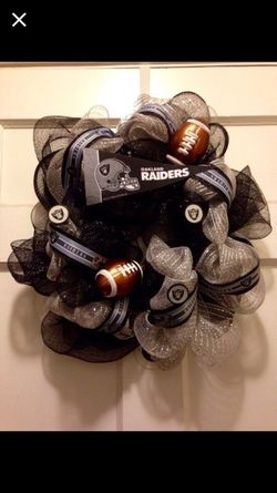 Sports wreaths