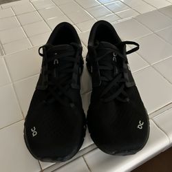Running Shoes/Cloud X