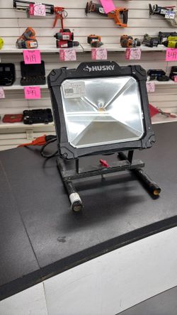 Husky Shop Light 