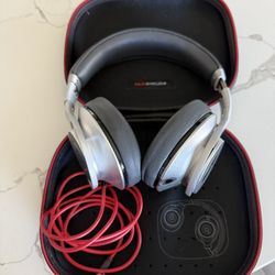 Beats Executive By Dr. Dre