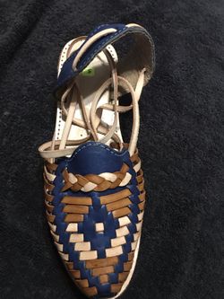 New Size 8 Tie Mexican Sandals