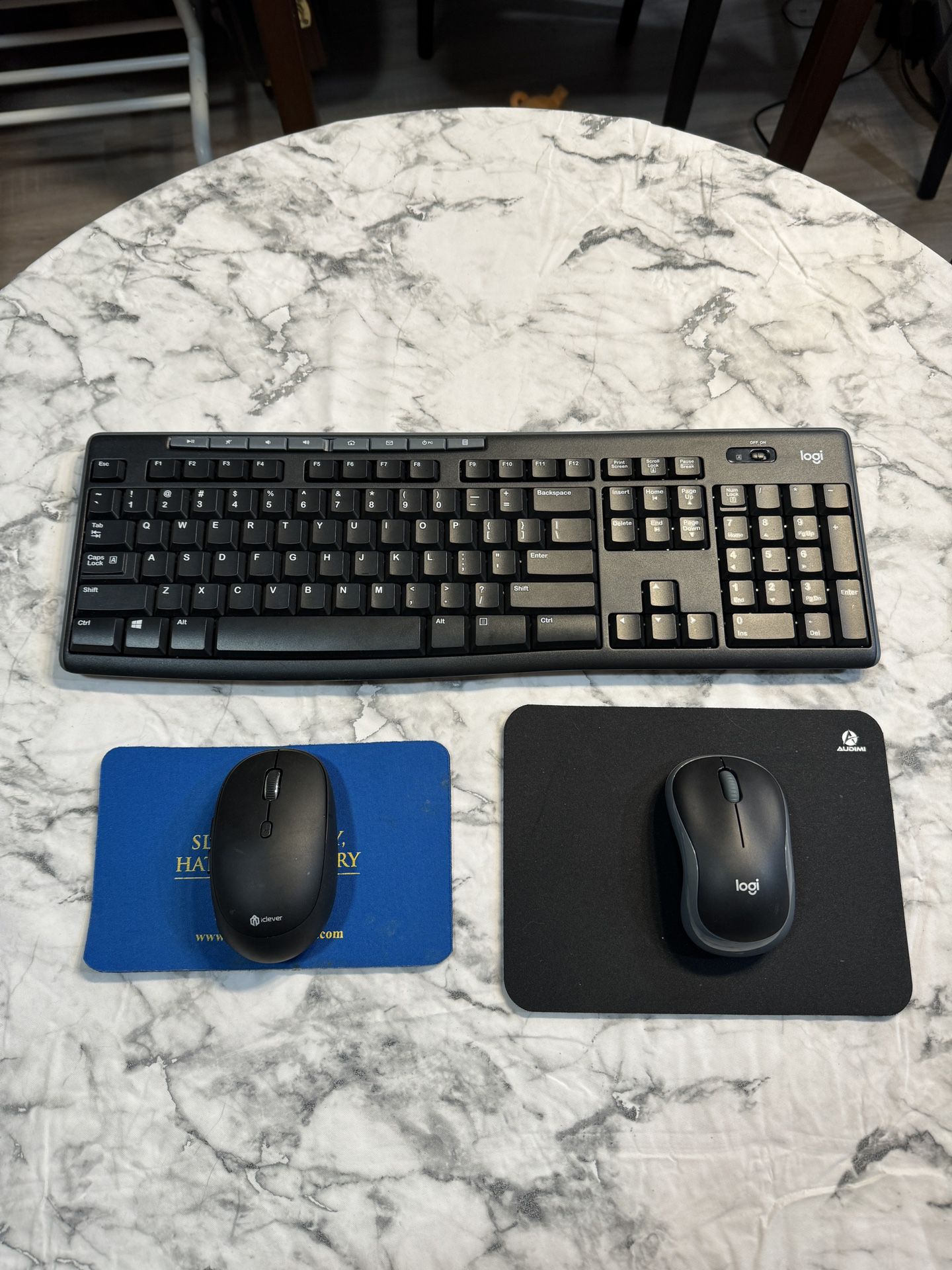 Logi Wireless Keyboard and Mouse Set