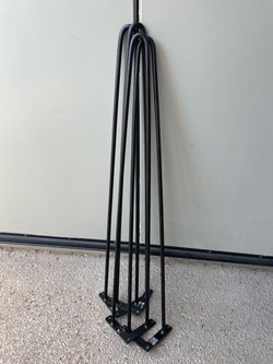 Table legs