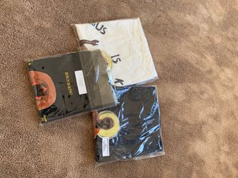 Kanye West ‘Jesus Is King’ T-shirts