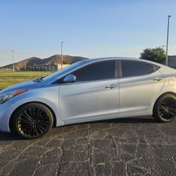 2012 Hyundai Elantra GLS SALVAGE