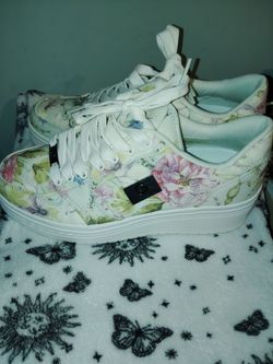 Tenis Guess Mujer