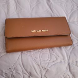 Michael  KORS
