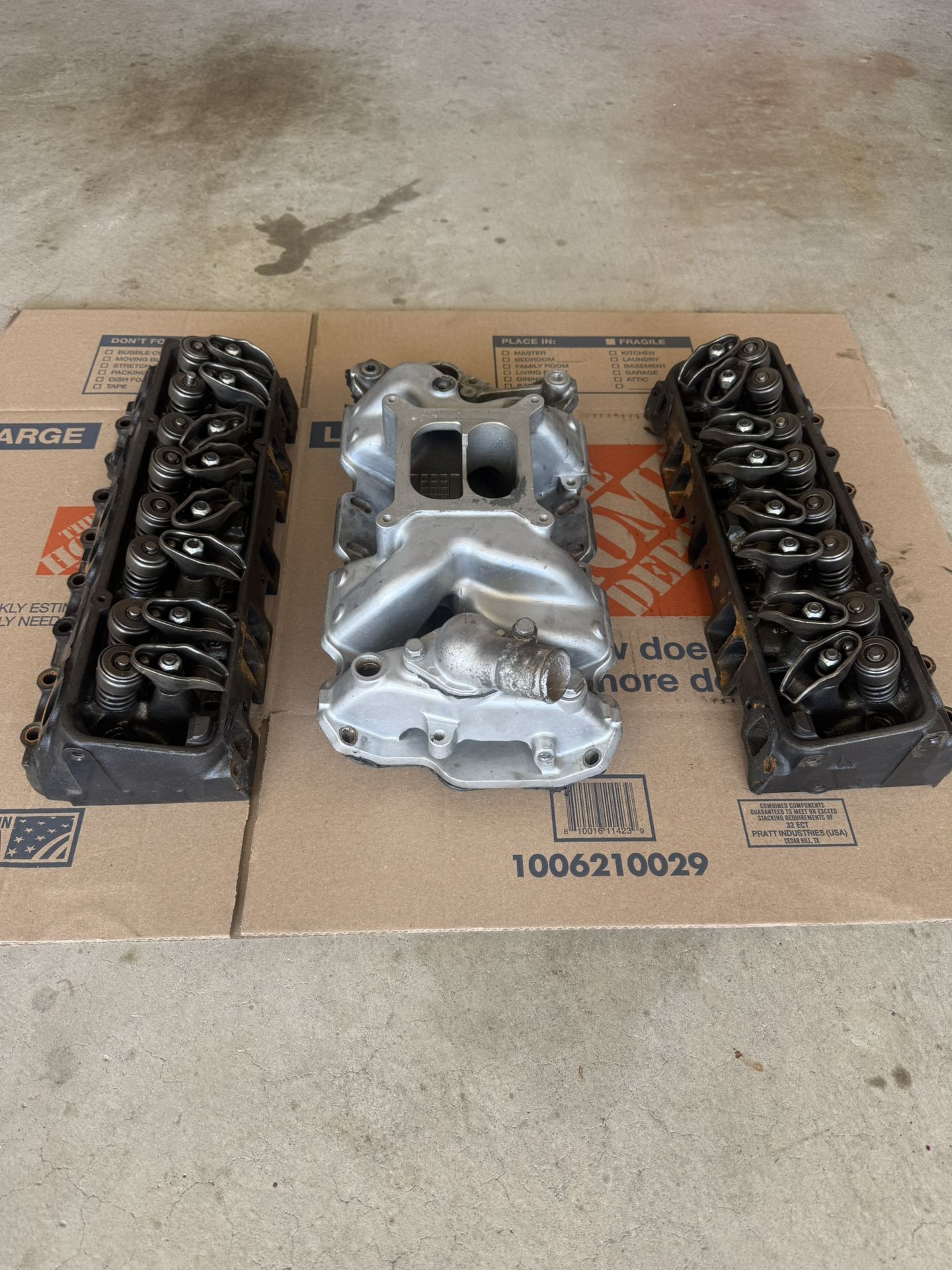 Small Block Chevy Heads And Intake