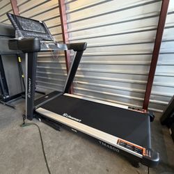 Treadmill 
