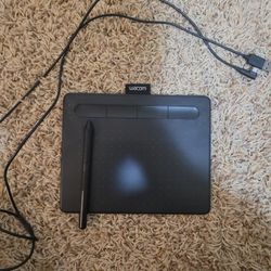Wacom Intuos with Pen and Charger
