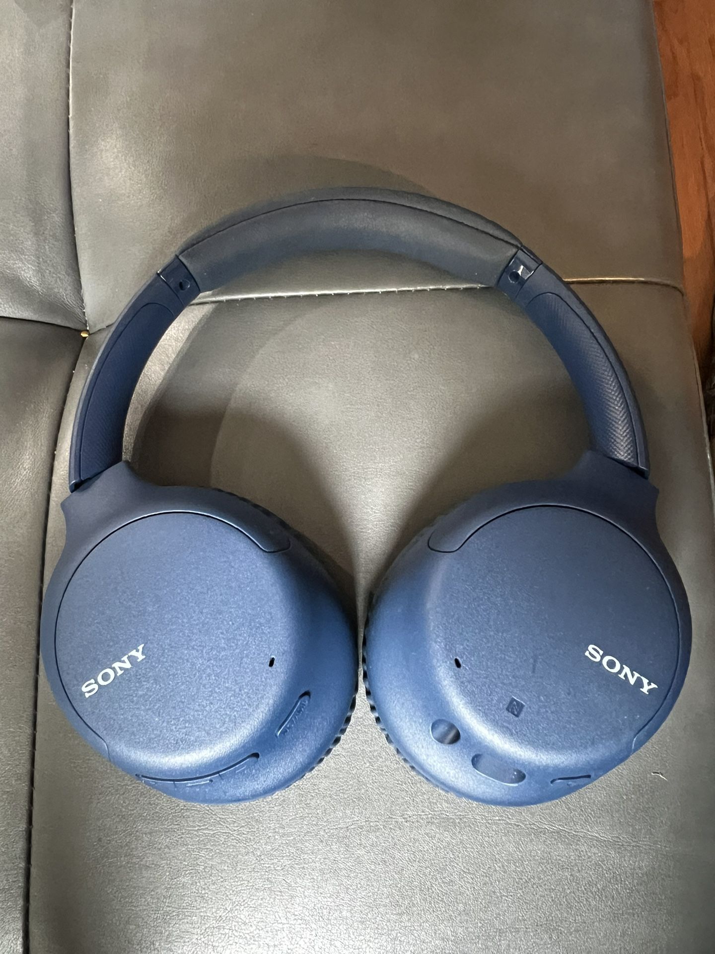 Sony Noise Cancelling Headphones WHCH710N: Wireless Bluetooth 