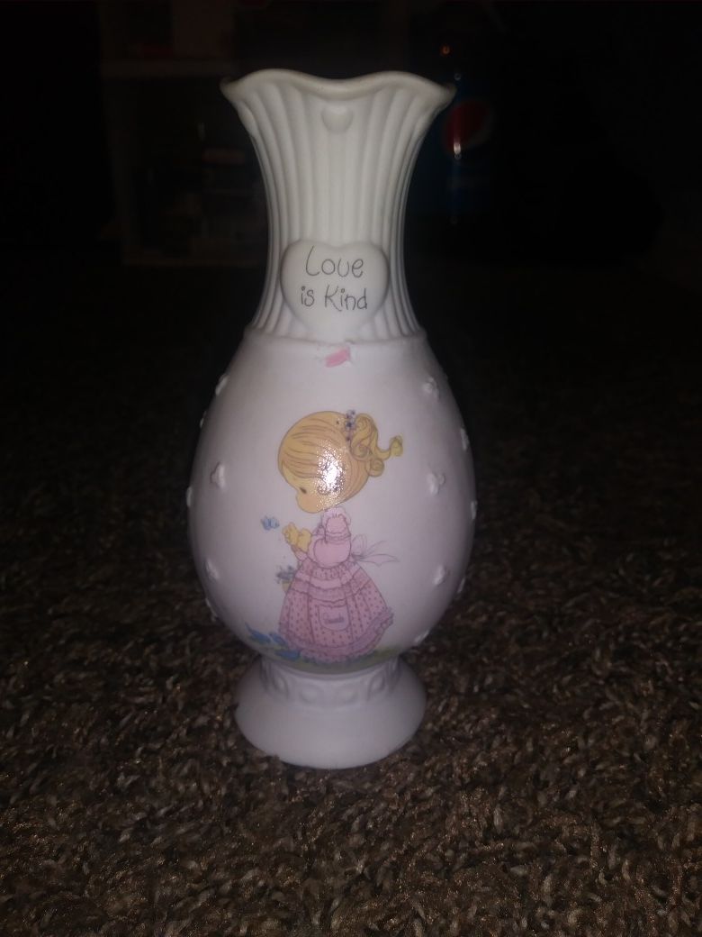 A precious moment vase