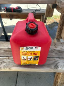 Midwest Can 2 Gallon Gasoline Can