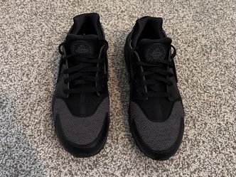 Nike Air Huarache All Black Sneakers