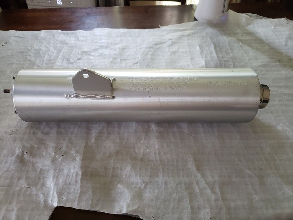 Suzuki Muffler / Exhaust