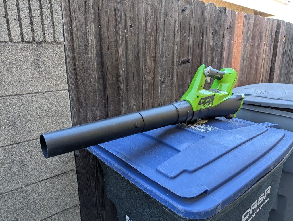 Greenworks 40V Axial Leaf Blower (390 CFM)