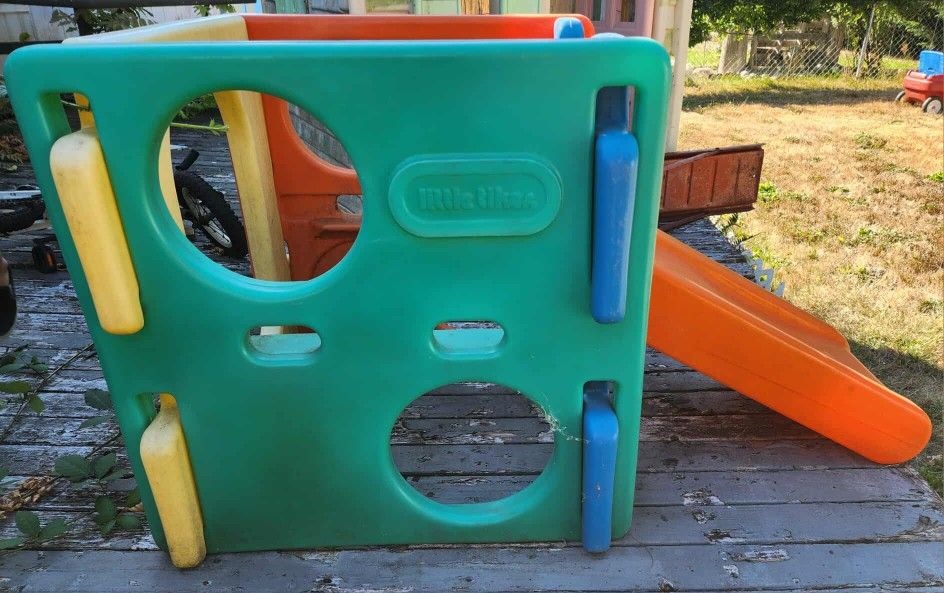 Little Tikes Junior Activity Gym