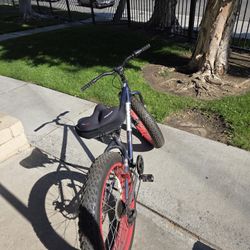 Mongoose Beach Cruiser