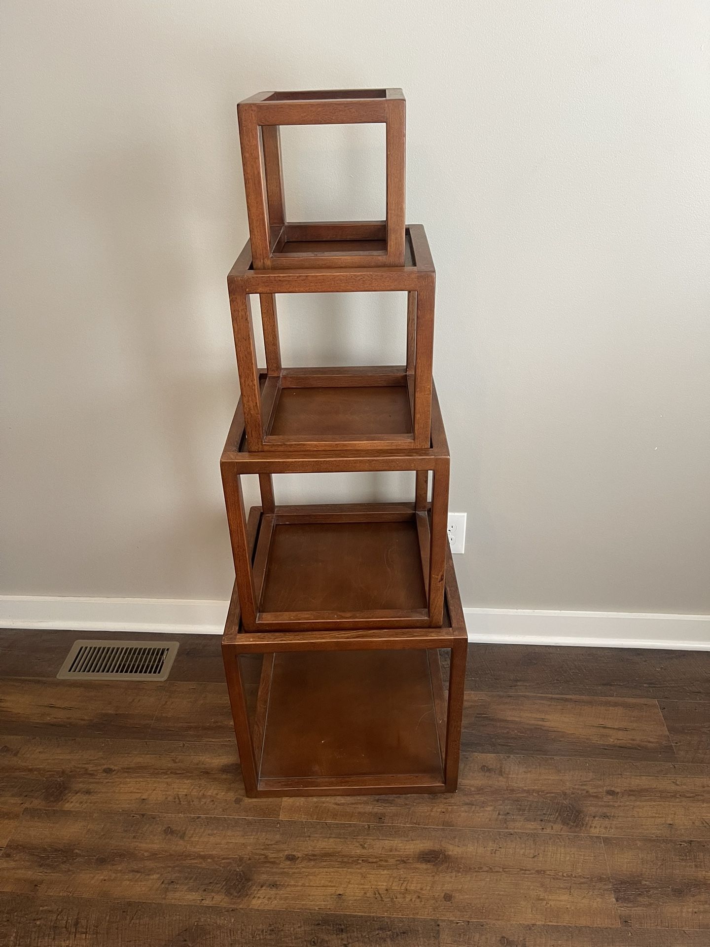 4 antique Wooden Squares 
