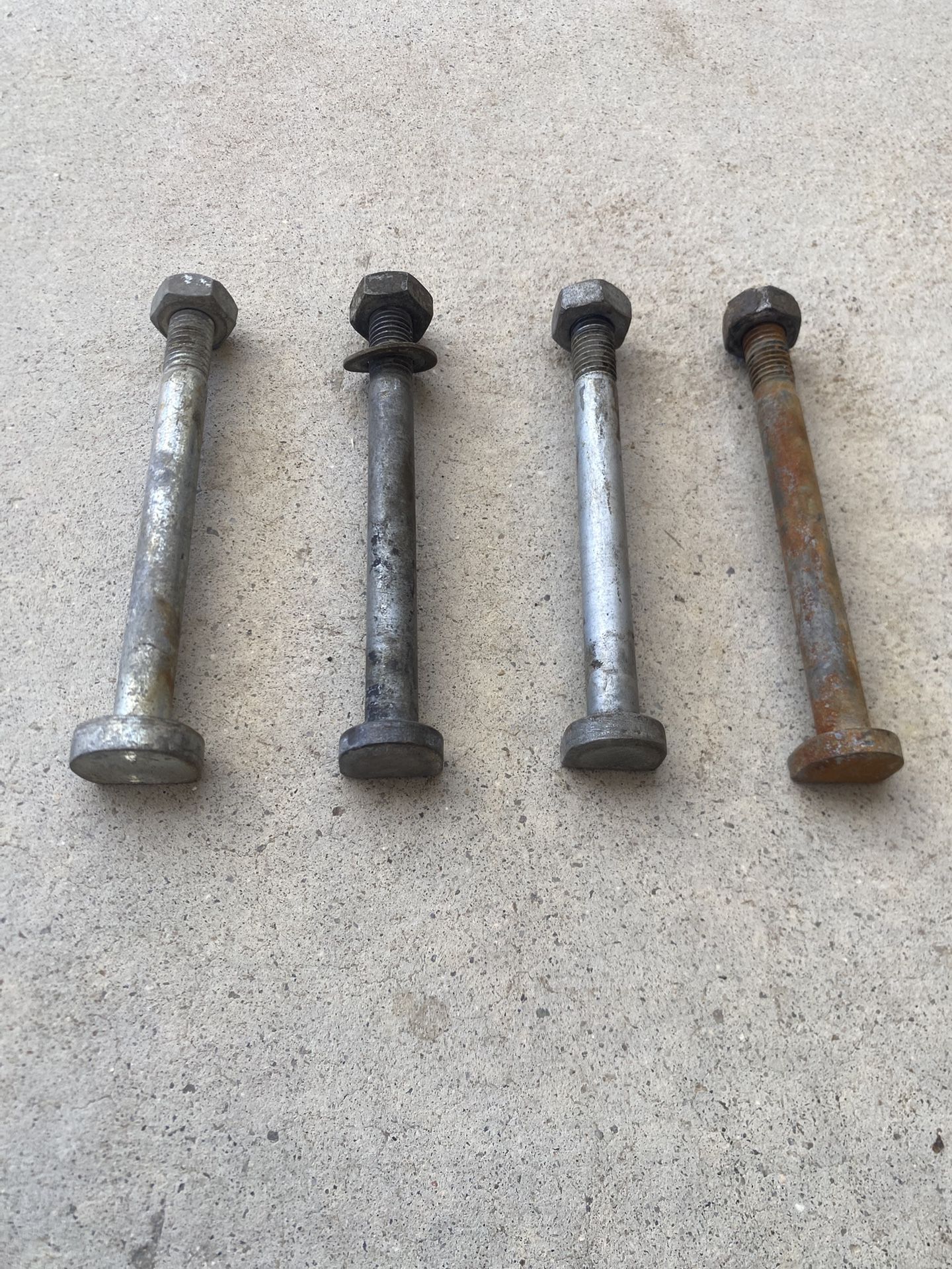 vw Early D Bolts Engine To Tranny Bell Housing