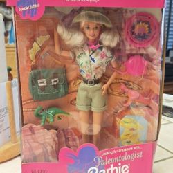 Vintage Barbie Paleonlogist