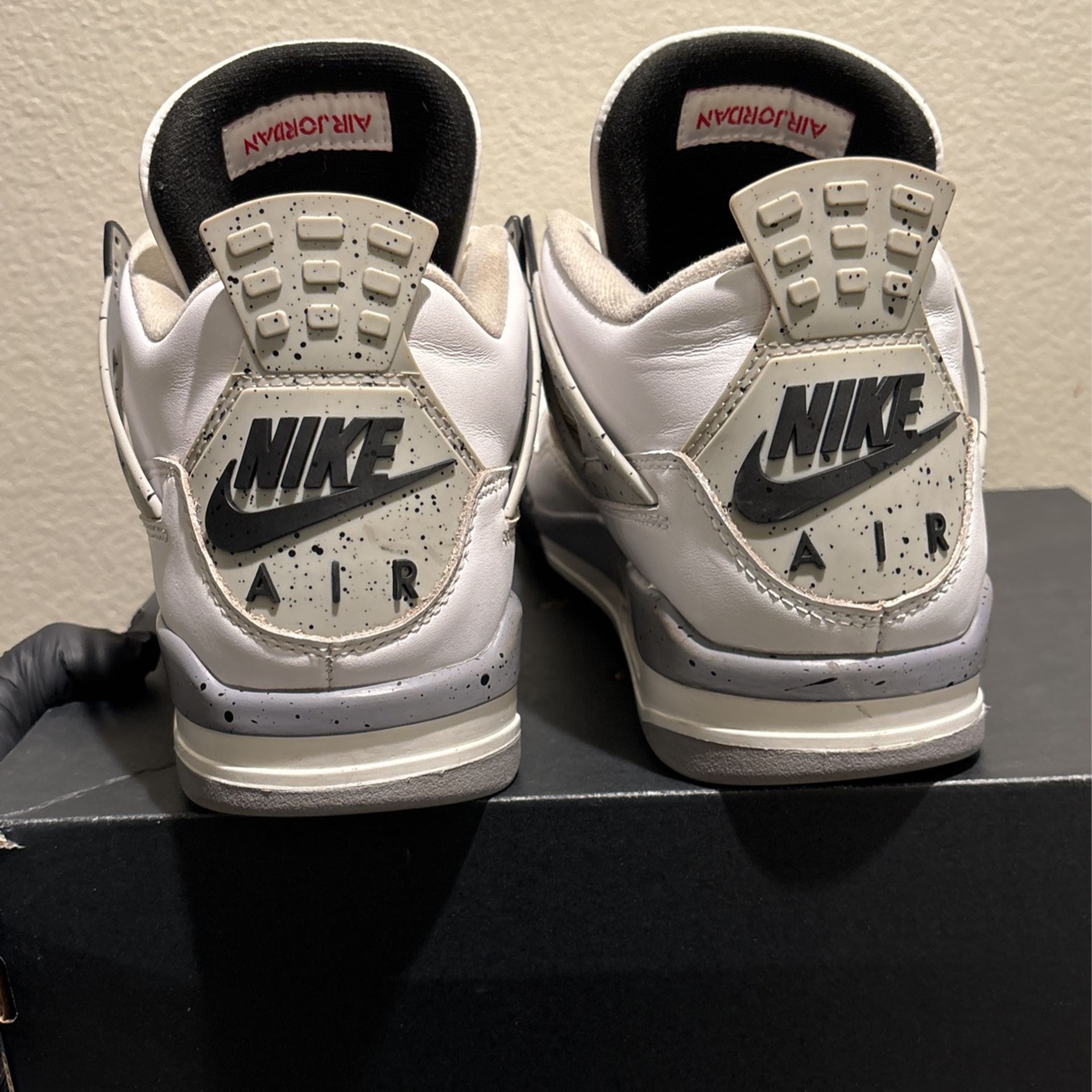 Jordan 4 white cement