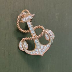Anchor Brooch