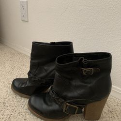 Kensie Leather Upper Booties Size 8.5