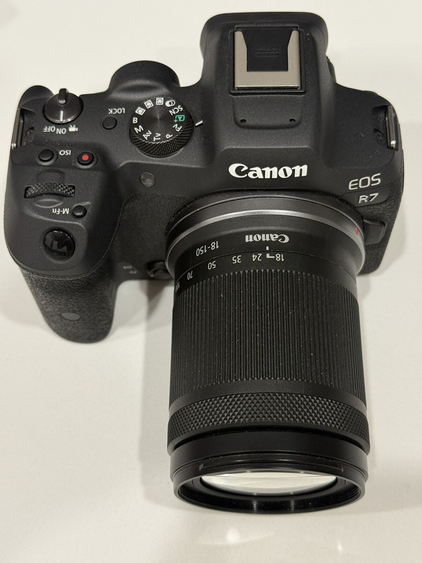 Canon R7 with RF-s18-150mm Lens